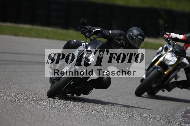 /Archiv-2024/29 12.06.2024 MOTO.CH Track Day ADR/Gruppe gelb/5